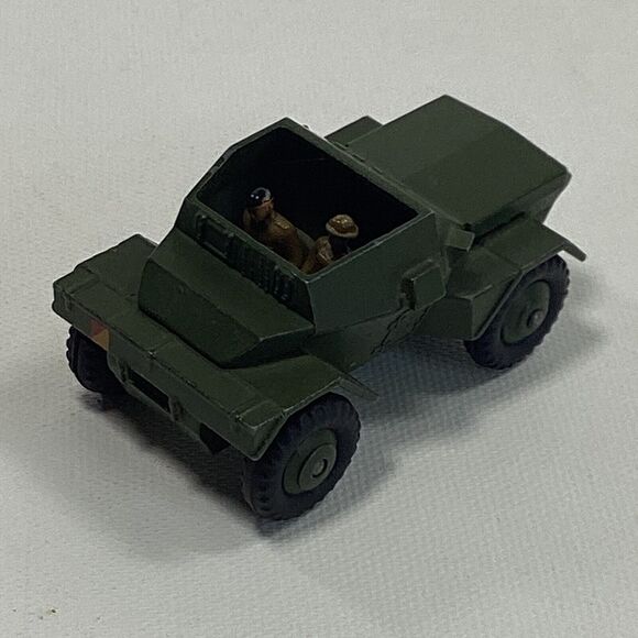 Vtg Dinky Toys Military Scout Car 673 Driver And Soldier Made in England Meccano - Picture 1 of 11